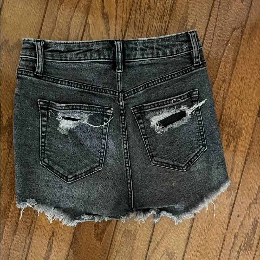 We The Free People Distressed  Denim Jeans‎ Frayed Hem Shorts Size 25